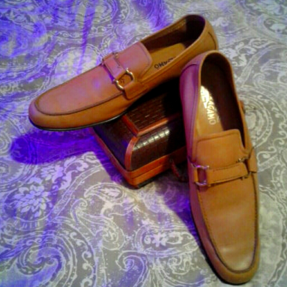 Salvatore ferragamo mens loafers